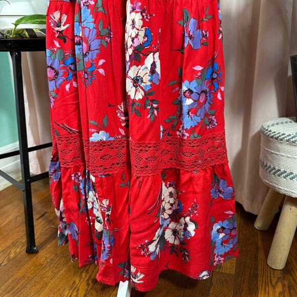 Band of Gypsies Floral Boho Maxi Dress XS Red Viscose Peasant Puff Sleeve Lace - Picture 7 of 12
